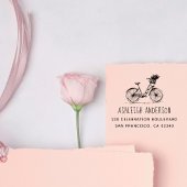 Leuke fiets met bloemen aangepaste naam retouradre zelfinktende stempel