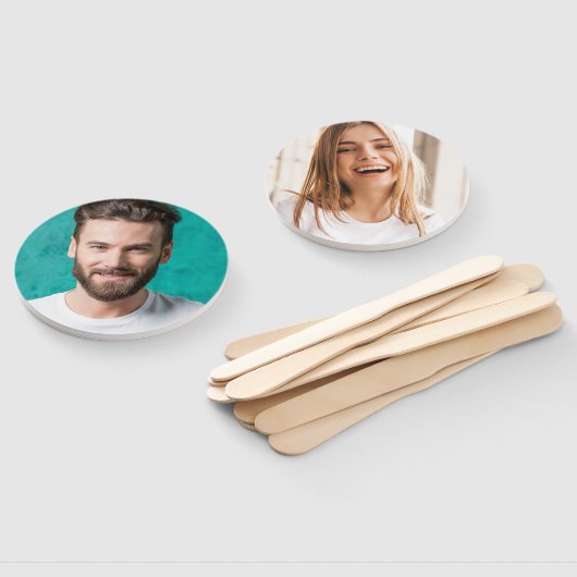 Leuke foto gezicht op een Stick Vrijgezellenfeest  Handwaaier (Niet-gemonteerd)