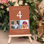 Leuke foto Terracotta bruiloft Kaart<br><div class="desc">Veel plezier met uw bruiloft receptie decor met deze terracotta tafel nummer kaarten waar elke tafel nummer overeenkomt met foto's van de bruid en bruidegom op dezelfde leeftijd. Bijvoorbeeld, voor tabel 4, personaliseer het tafelnummer met "4" en voeg foto's toe van de bruid en bruidegom toen ze 4 jaar oud...</div>