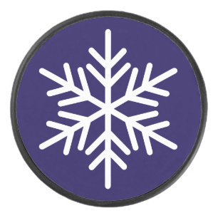 Leuke gedurfde witte Scandinavische sneeuwvlok op  Hockey Puck