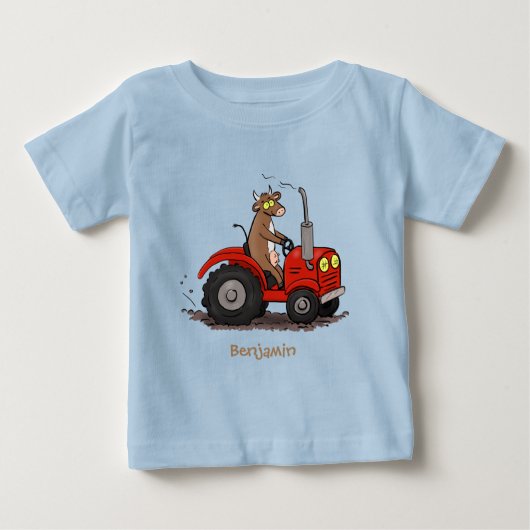 Leuke gelukkige koe die een rode tractor bestuurt (Voorkant)