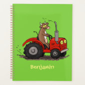 Leuke gelukkige koe die een rode tractor bestuurt  planner (Voorkant)