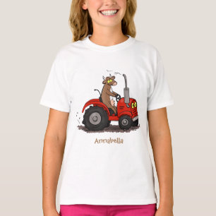 Leuke gelukkige koe die een rode tractor bestuurt  t-shirt