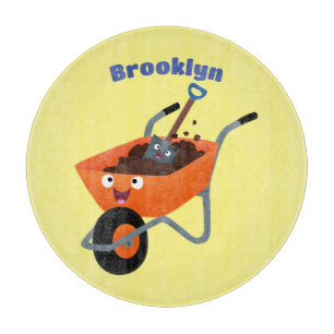 Leuke gelukkige oranje kruiwagen cartoon illustrat snijplank