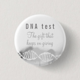 Leuke Genealogie DNA Test het Geschenk dat Blijft  Ronde Button 3,2 Cm