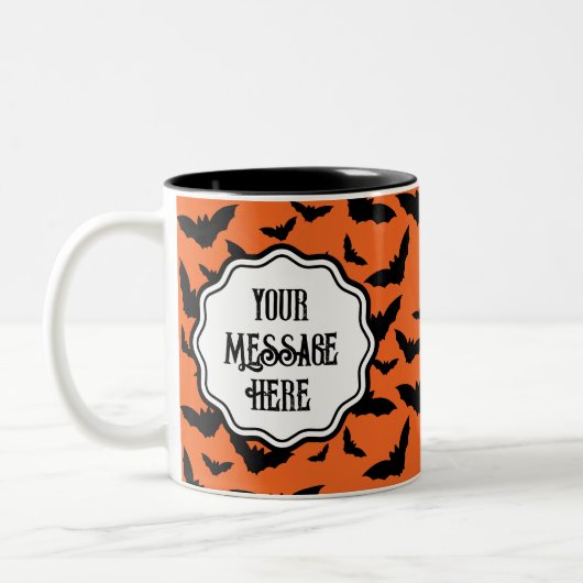 Leuke gepersonaliseerde Halloween Sinaasappel Blac Tweekleurige Koffiemok (Links)