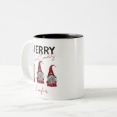 Leuke geruite kerstgnomen met kerstgroet en jouw n tweekleurige koffiemok (Voorkant links)