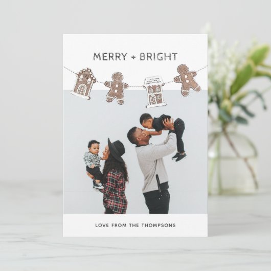 Leuke Gingerbread Gingham familie foto Feestdagenkaart (Staand voorkant)