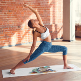 Leuke groene kikker die omhoog kijkt in de waterve yogamat