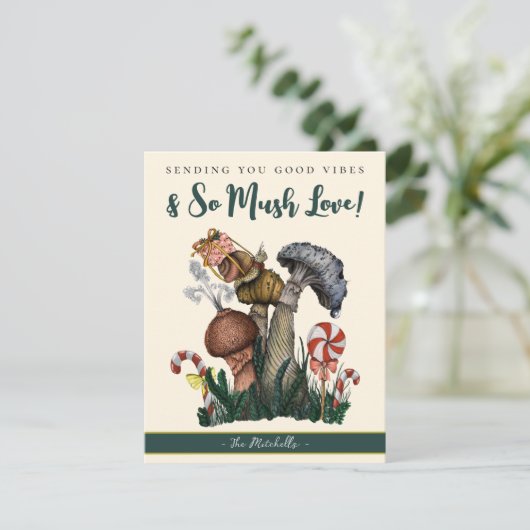 Leuke groene slak paddenstoelen goede vibes kerst feestdagenkaart (Staand voorkant)
