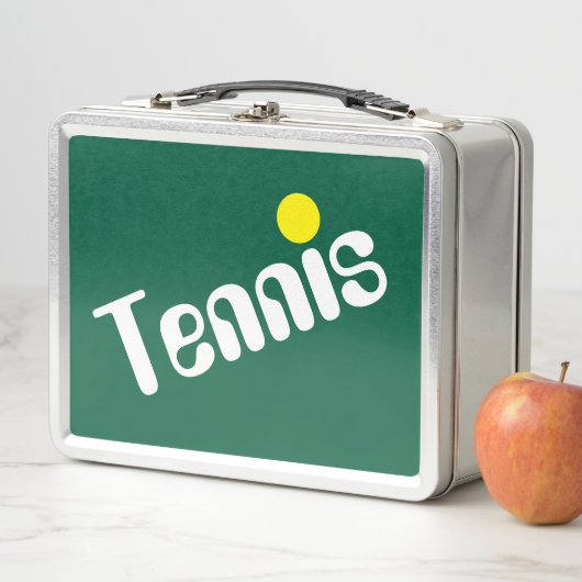 Leuke Groovy Wit Geel Tennis Tekst op Donkergroen (In situ)