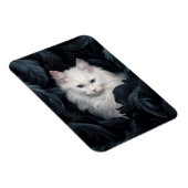 Leuke harige witte kat die tussen de bladeren zit magneet (Rechterzijde)