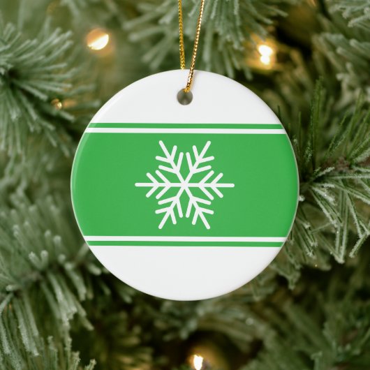 Leuke Heldergroene Witte Racing Stripes Sneeuwvlok Keramisch Ornament (Boom)
