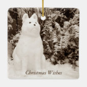 Leuke hond zit met sneeuwpop met kerst keramisch ornament (Achterkant)