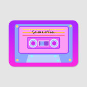 Leuke Hot Pink y2k 90s Vaporwave cassette Pin Naamplaatje (Voorkant)