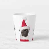 Leuke Kerst Zwart Pug in Santa Hat Latte Mok (Voorkant)