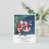 Leuke kerstman en mevrouw Claus dansen kerstkaart (Staand voorkant)