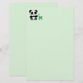 Leuke kleine panda met een bamboe monogram groen briefpapier (Voorkant / Achterkant)