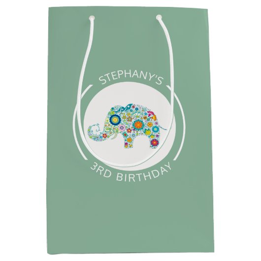 Leuke kleurrijke bloemen olifant monogram medium cadeauzakje (Voorkant)