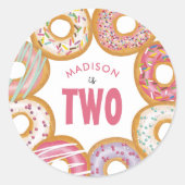 Leuke kleurrijke donuts twee 2e verjaardag ronde sticker (Voorkant)