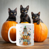 Leuke kleurrijke katten in pompoen gepersonaliseer koffiemok