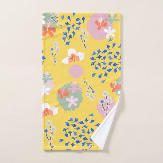 Leuke kleurrijke retro bloemen l Geel Bad Handdoek (Handdoek)