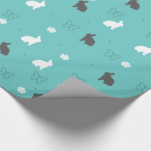 Leuke konijnenbloem en vlinderpatroon cadeaupapier (Hoek)