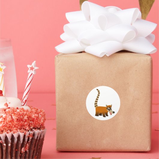 Leuke lachende Cartoon Coatimundi Sticker (Feest)