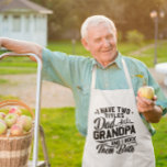 Leuke Leuke Retro Typografie Papa Opa Gift Lang Schort<br><div class="desc">Ieder man dat twee titels heeft als vader en opa zal er dol op zijn!</div>