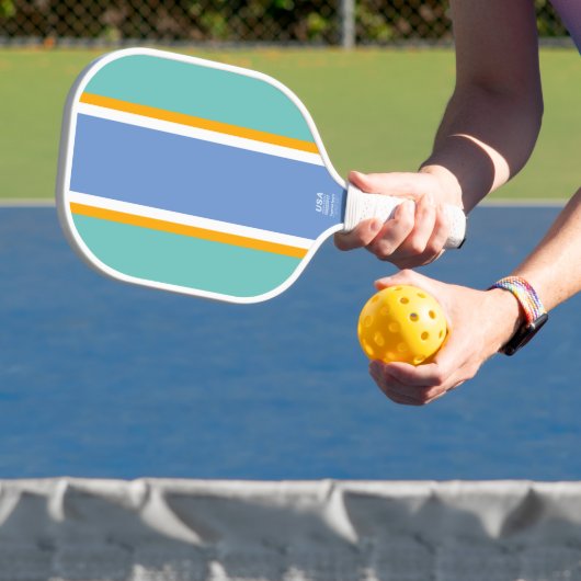 Leuke Lichtblauwe Aqua Wit Geel Racing Stripes Pickleball Paddle (Insitu)