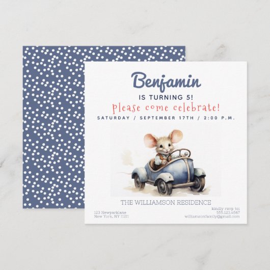 Leuke Muis in een Auto Kids Verjaardagsfeestuitnod Kaart (Voorkant / Achterkant)