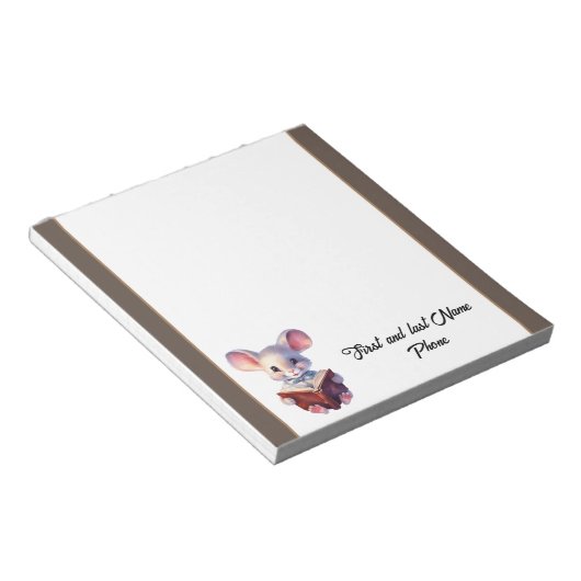 Leuke Muis met boek Notitieblok (Schuin)