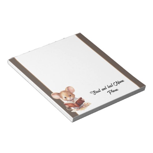 Leuke Muis met boek Notitieblok (Schuin)