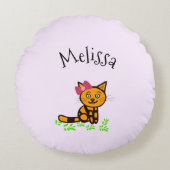 Leuke oranje kat rond kussen (Voorkant)