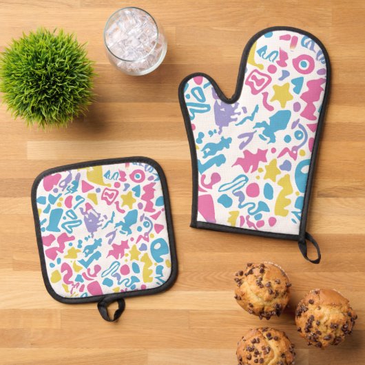 Leuke pastel kleurrijke levendige vormen ovenwant & pannenlap set (Top down)