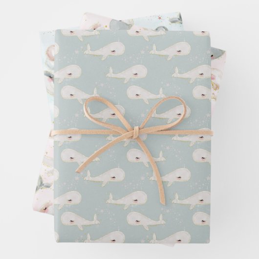 Leuke pastelwalvisballon onder het Zee Inpakpapier Vel (In situ)