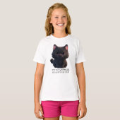 Leuke pluizige zwarte kat t-shirt (Voorkant volledig)