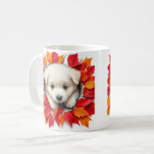 Leuke puppy met herfstbladeren, mok wrap design (Voorkant links)