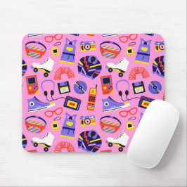 Leuke retro 90s nostalgie – Y2K techniek en kledin Muismat