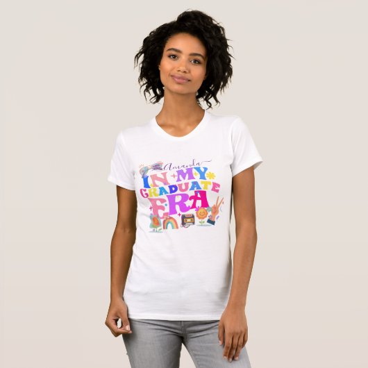 Leuke Retro Groovy Afstuderen Era Class 2025 T-shirt (Voorkant volledig)