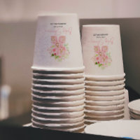 Leuke roze bloem-versierde alfabet blokken