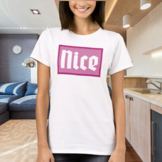 Leuke Roze Box Typografie Shirt