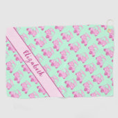 Leuke roze en groene golfkar gepersonaliseerde naa golfhanddoek (Horizontaal)