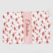 Leuke roze flamingo golfhanddoek met eigen naam (Horizontaal)