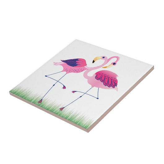 Leuke roze flamingo's op groen gras tegeltje (Zijkant)