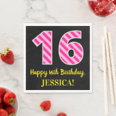 Leuke roze strepen "16"; Gelukkige 16e verjaardag; Servet (Insitu)