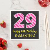 Leuke roze strepen "29"; Gelukkige 29e verjaardag; Servet (Insitu)