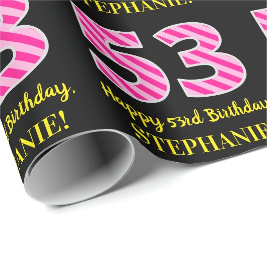 Leuke roze strepen "53"; Gelukkige 53e verjaardag; Cadeaupapier (Rol Hoek)