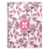 Leuke roze voetballen Patroon Monogrammed Notitieboek (Voorkant)