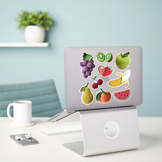 Leuke speelse gehaakte fruit collage plakboek sticker (Laptop op bureau)